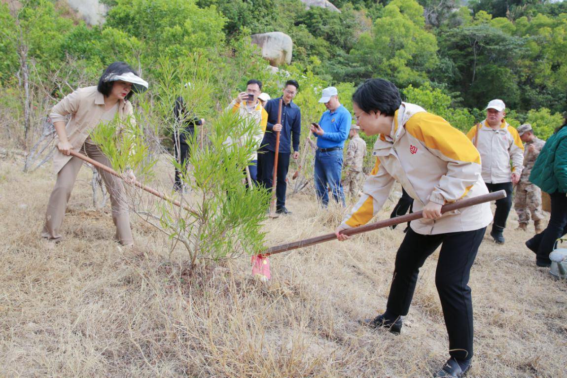凝聚社会力量,珠海担杆镇举行义务植树活动_建设_行动_群众