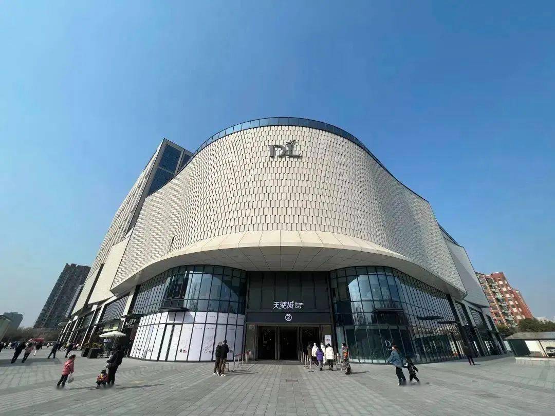 郑许市域铁路 公交无缝衔接,春节带你乘车逛遍许昌_大道_广场_车站