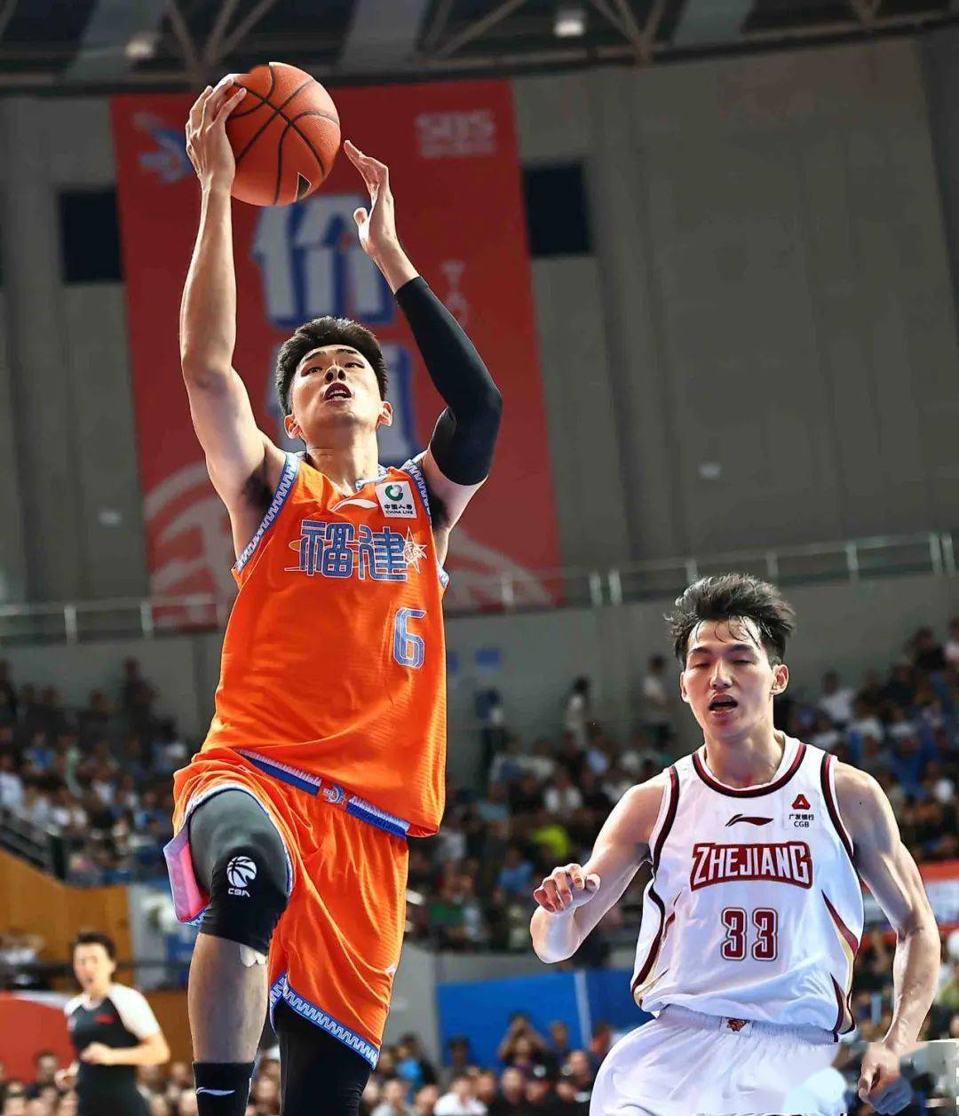 【球员专访】邹阳:我只想赢球!_比赛_新秀_篮球