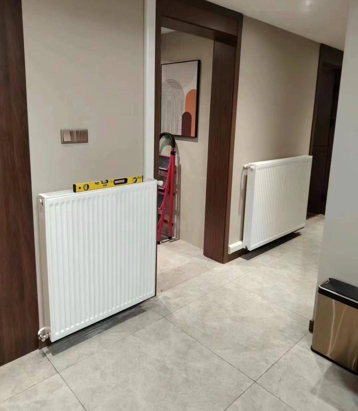 明装暖气片到底值不值得投入?我家用了1年,说说我的使用感受