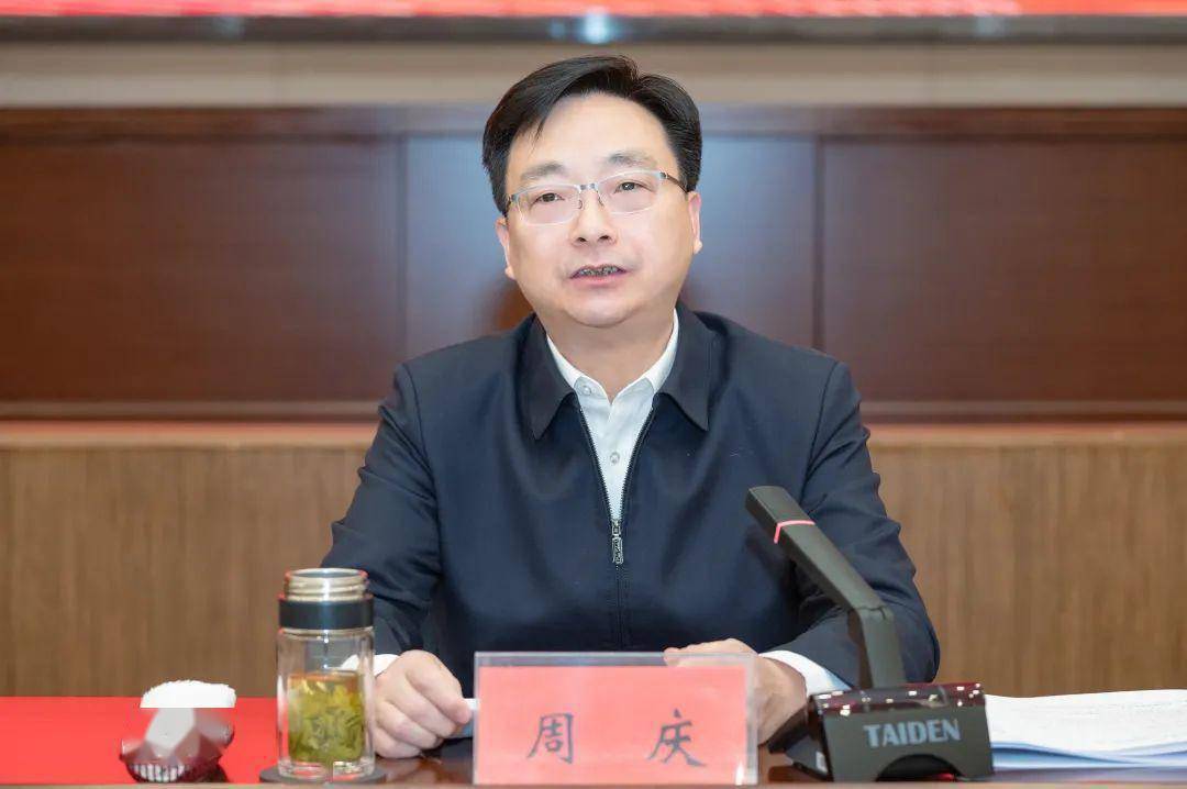 江苏省奔牛高级中学,常州市新北区实验中学,常州市龙城小学校长作交流