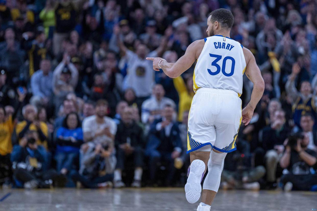 库里成继里克-巴里之后nba历史第二人_直播_高清_图片