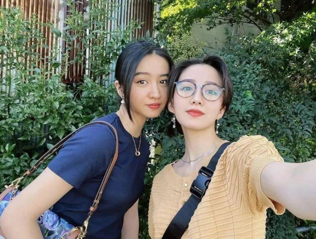 2月5日也是木村拓哉二女儿木村光希的生日,大女儿木村心美晒照为妹妹