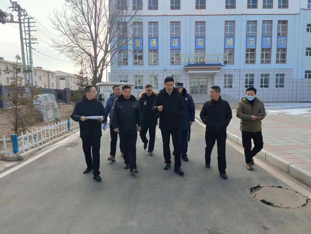 基层动态|"迎新春 筑平安"海晏县委常委,常务副县长喇海峰,副县长王凯