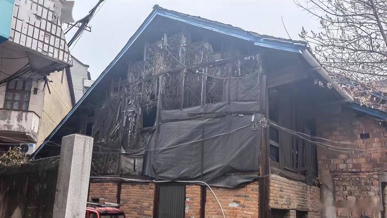 湖南常德一处老旧d级危房被拆除_投资_工作_房屋