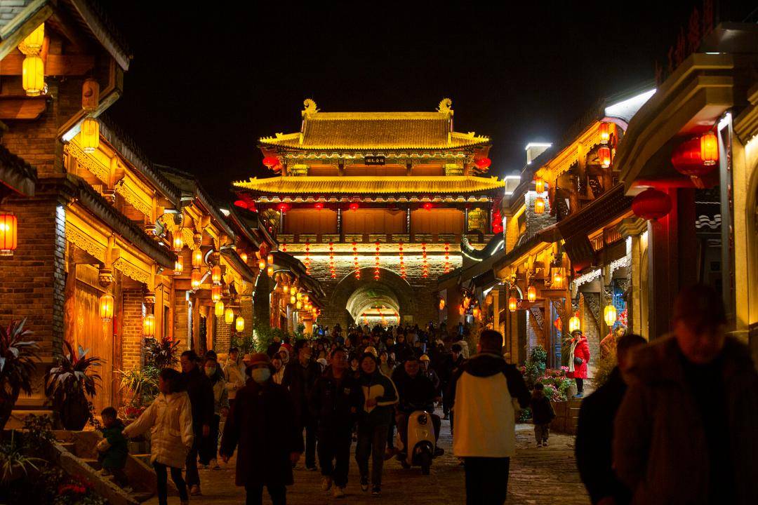 西昌:乘风破浪潮头立 蓄势待发再腾飞