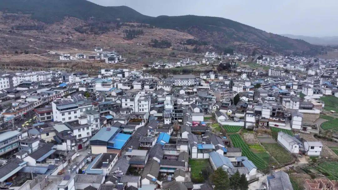 近五年来,凤羽镇累计接待游客50万人次,实现旅游综合收入1521万元;并