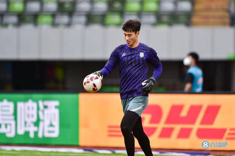 博主：徐嘉敏正式加盟河南队，曾荣膺中甲最佳守门员