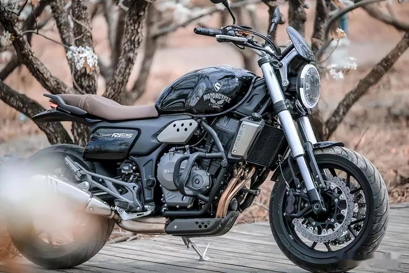 中小排量个性化发展,大排断崖式减少——2023摩托车之