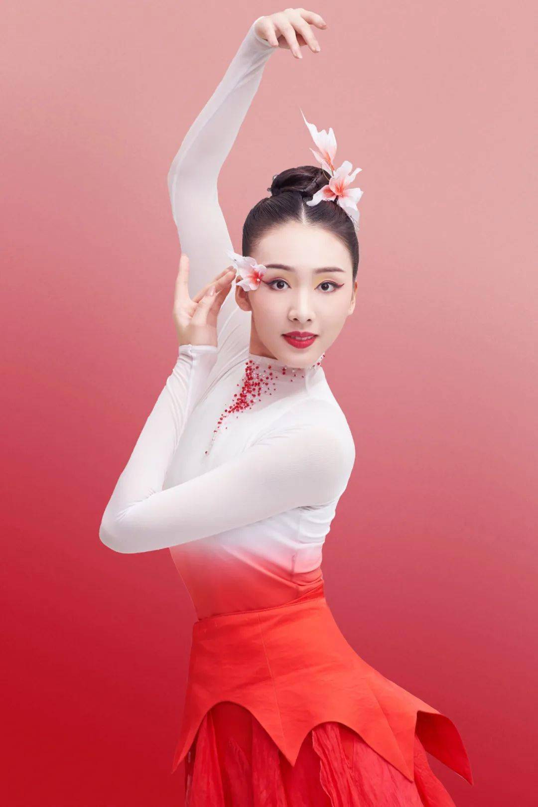 孙心爱赵艺淘陆思琦(资料@央视@北京舞蹈