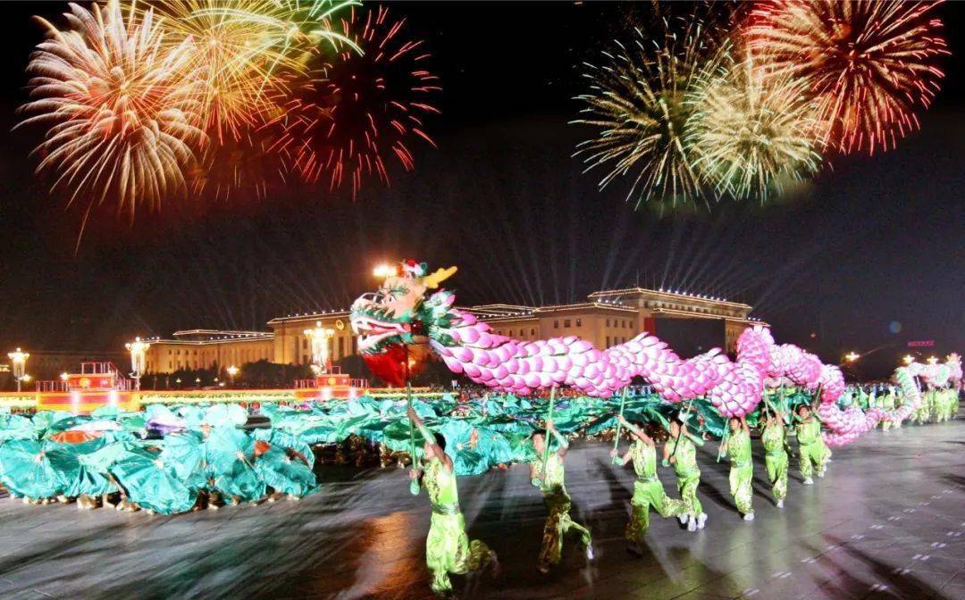 长三角主持人给您舞龙送祝福!