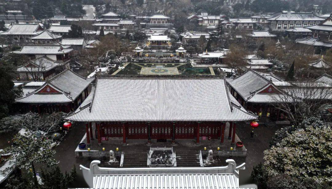 寻"龙"祈福 | 这有一份华清宫龙年特惠请查收!_身份证