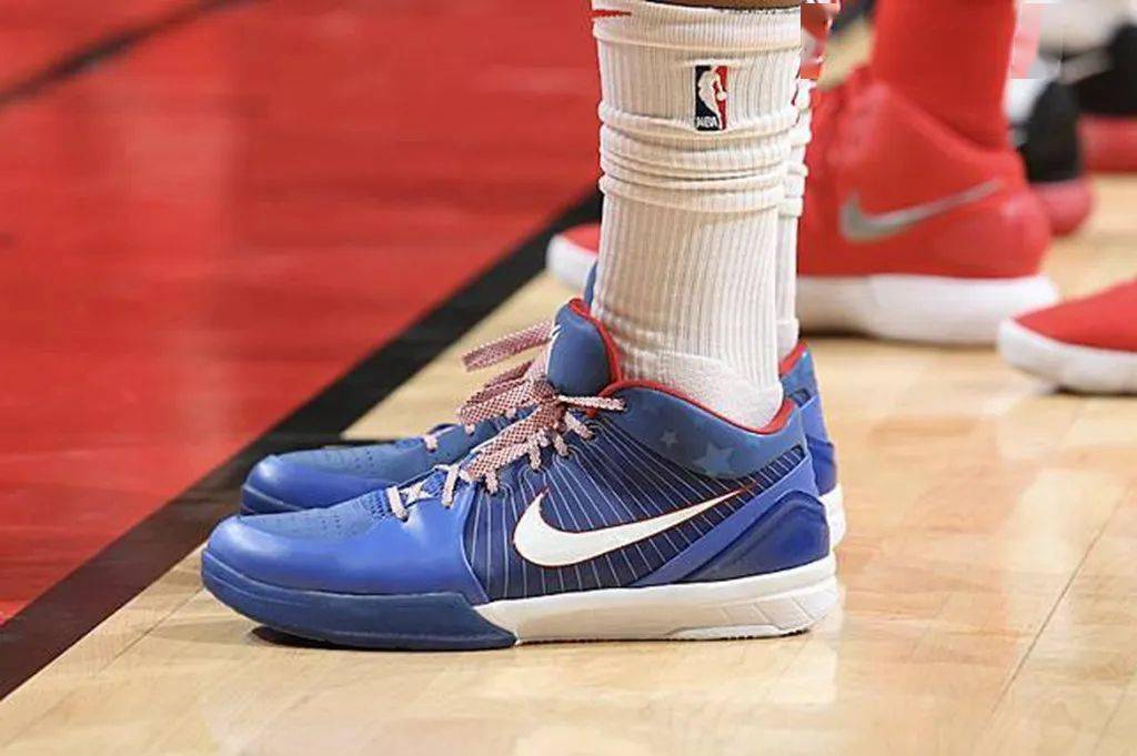 ▼ nike kobe 6 protro "意大利"(4 月 13 日)特别是这双 nike kobe 8