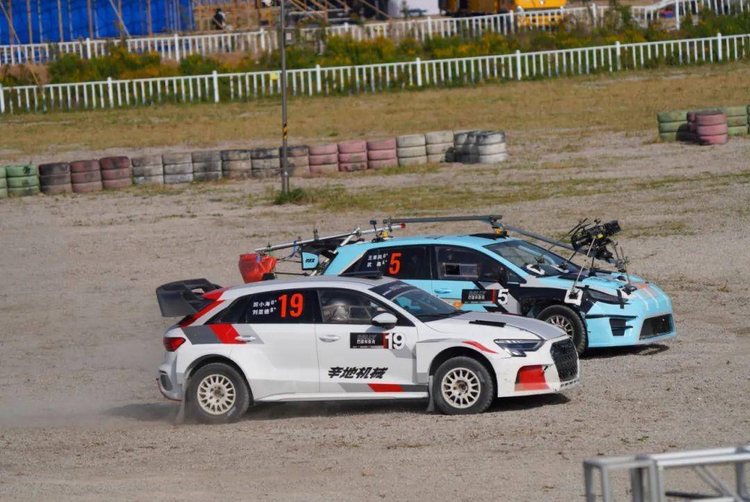 《飞驰人生2》的"巴音布鲁克"竟在上海奉贤?韩寒,沈腾都来过!