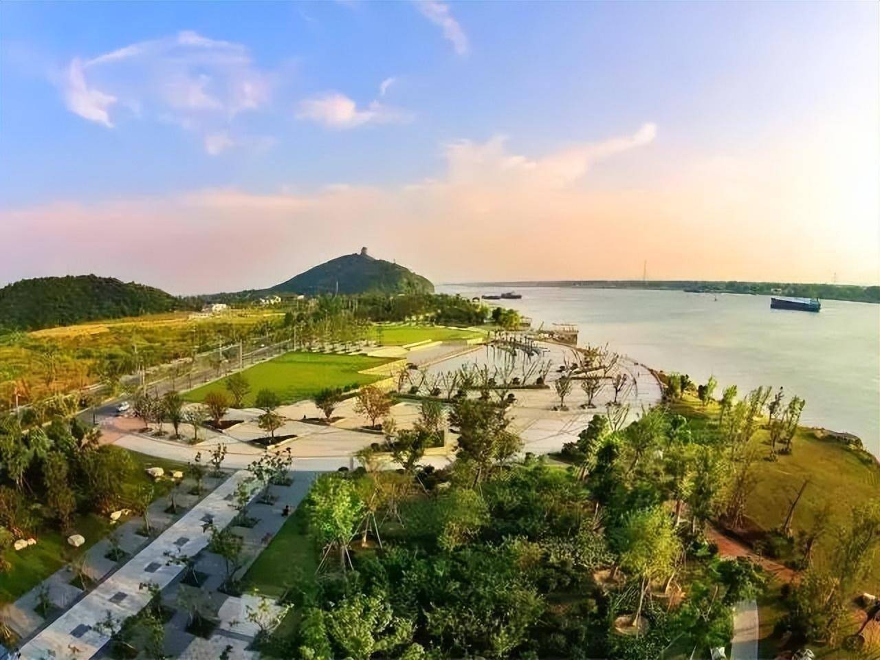 江豚再现长江马鞍山段!最佳偶遇点发布_滨江公园_薛家洼_审核