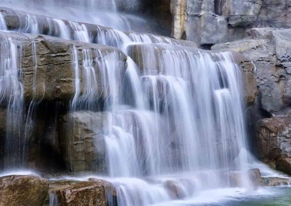 壁纸 风景 旅游 瀑布 山水 桌面 1014_719