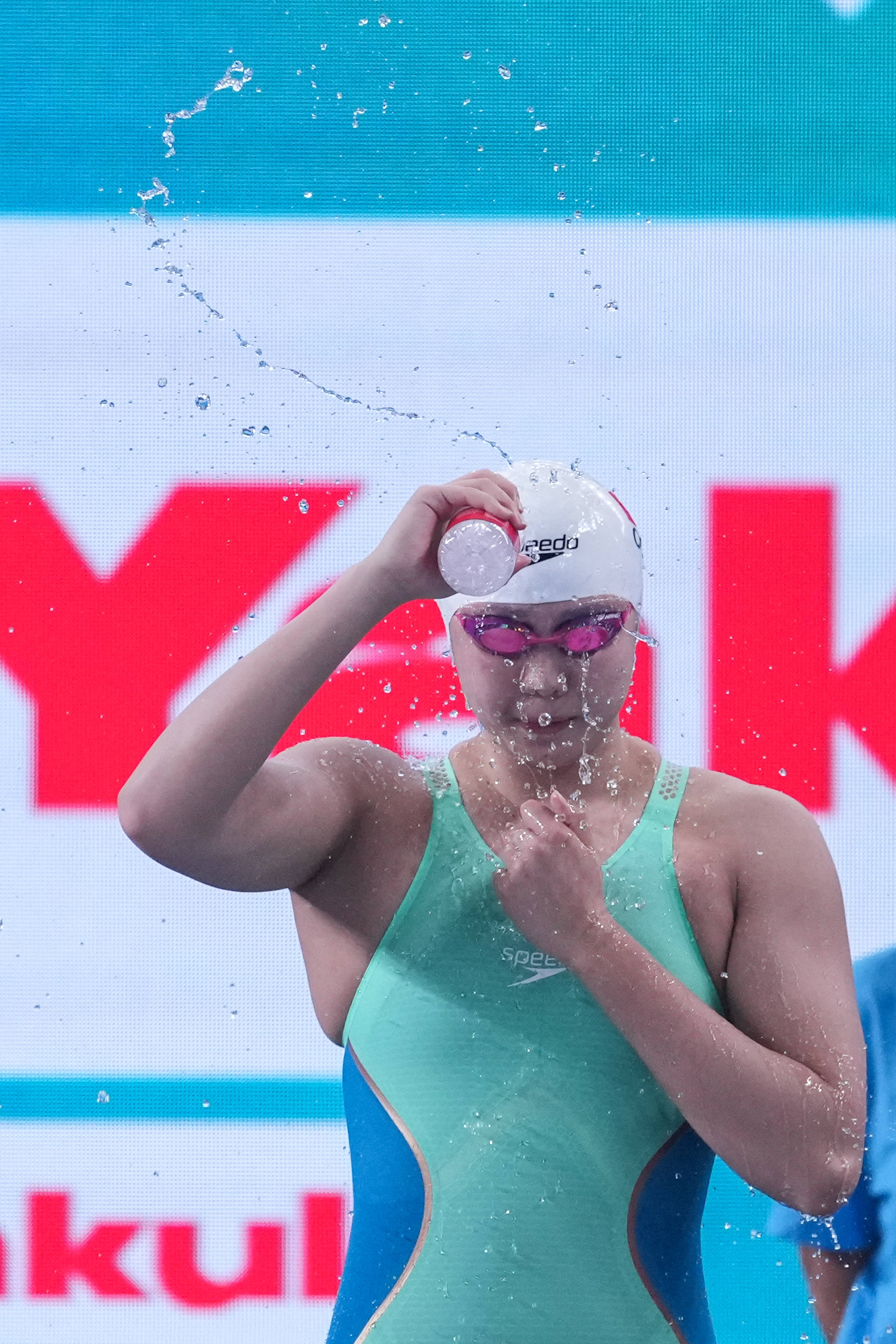 游泳——唐钱婷获女子100米蛙泳冠军