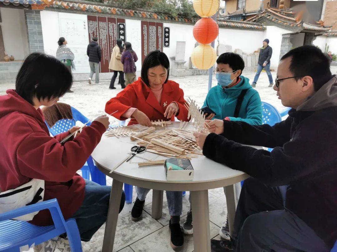 象鼻温泉度假村欢乐大世界通红甸太极谷温泉end微信扫一扫关注该公众
