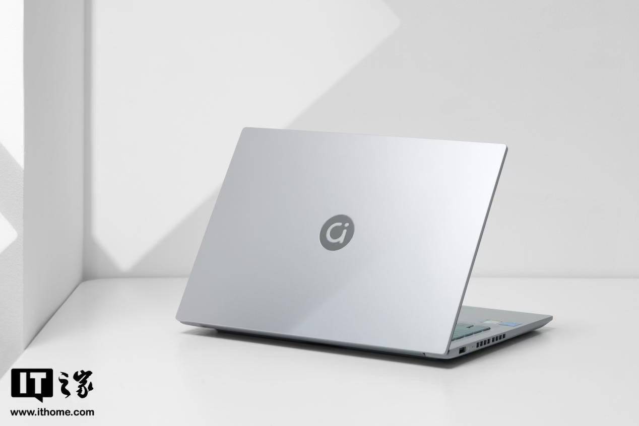 华硕a豆 14/pro 2024款笔记本 2 月 19 日 20:00 发布_官方_ultra