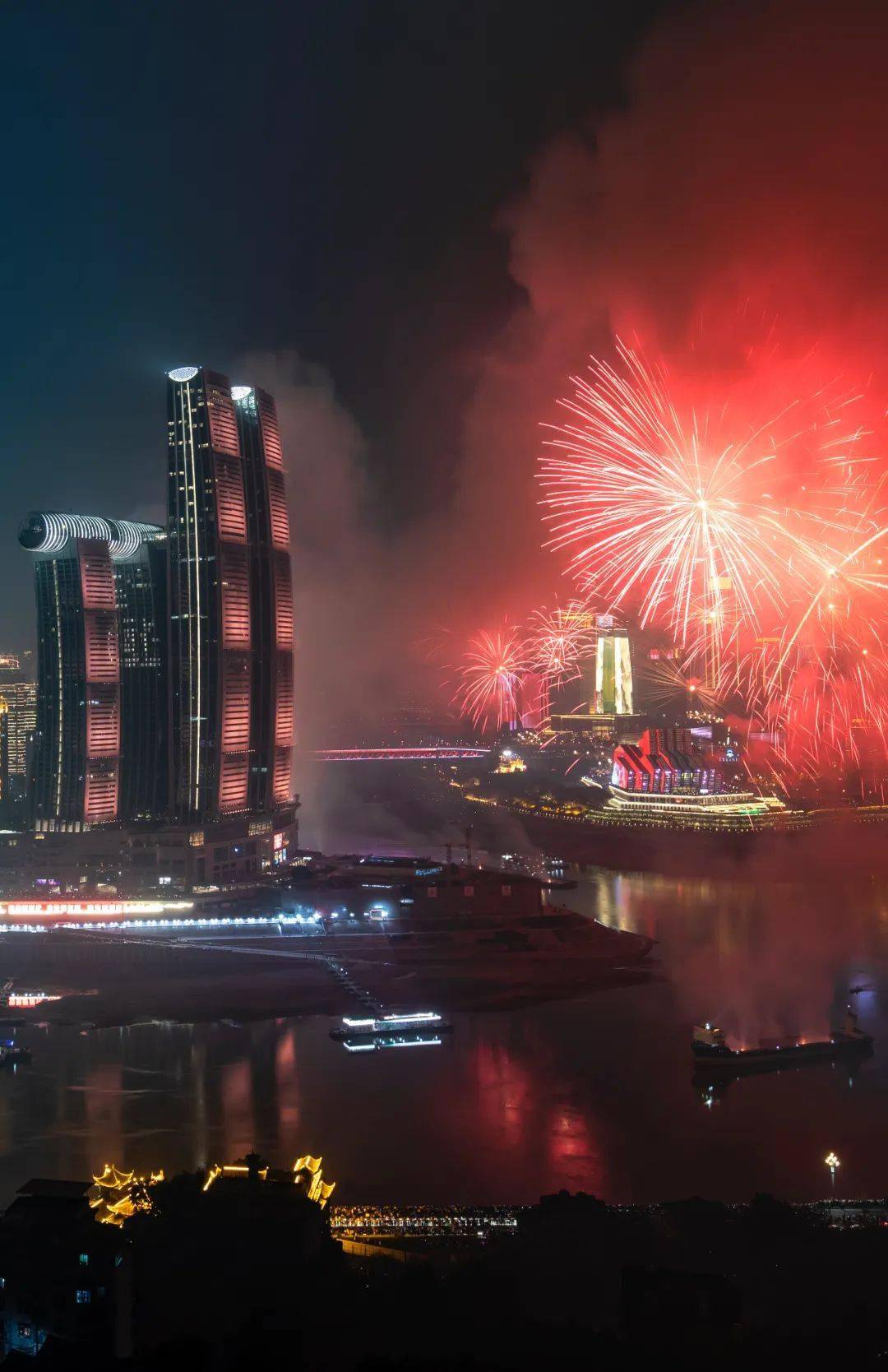 拍烟花曝光多长时间为好?拍摄参数来了_快门_光圈_操作