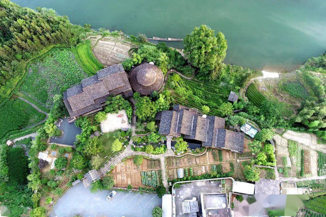 上饶市婺源县望婺源·流苏小筑地址:抚州市资溪县鹤城镇大觉山村南源1