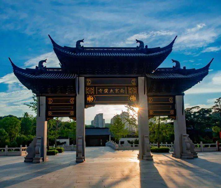 太仆寺是明朝掌管马政的中央官署,景区内多用文字,图表,出土文物,绘画