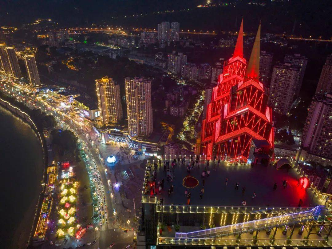 看重庆来南岸 ▏南岸区首个城市高空观光塔正式开放!