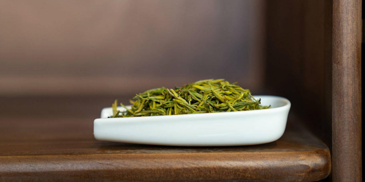 春节茶礼热销 茶企上市为何“行路难”？（过年茶礼广告语怎么发朋友圈）