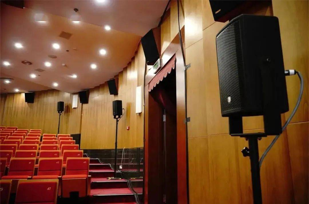 全景声大型原创音乐剧《鲜花盛开的地方》沉浸式扩声解析!