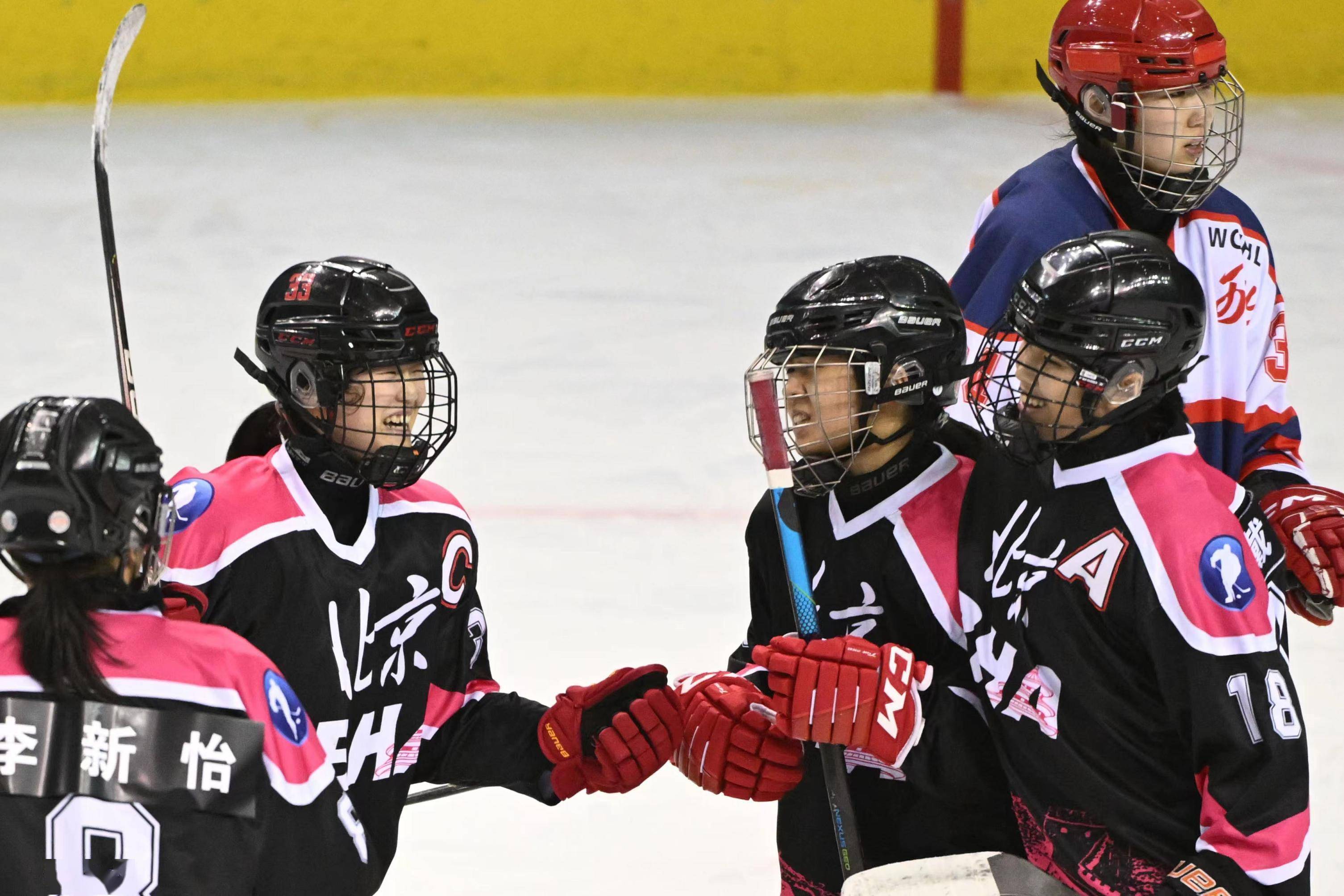 球技佳学习好有才艺 北京冰球少年为啥这么棒?_寇宸菲_嘉禾_比赛