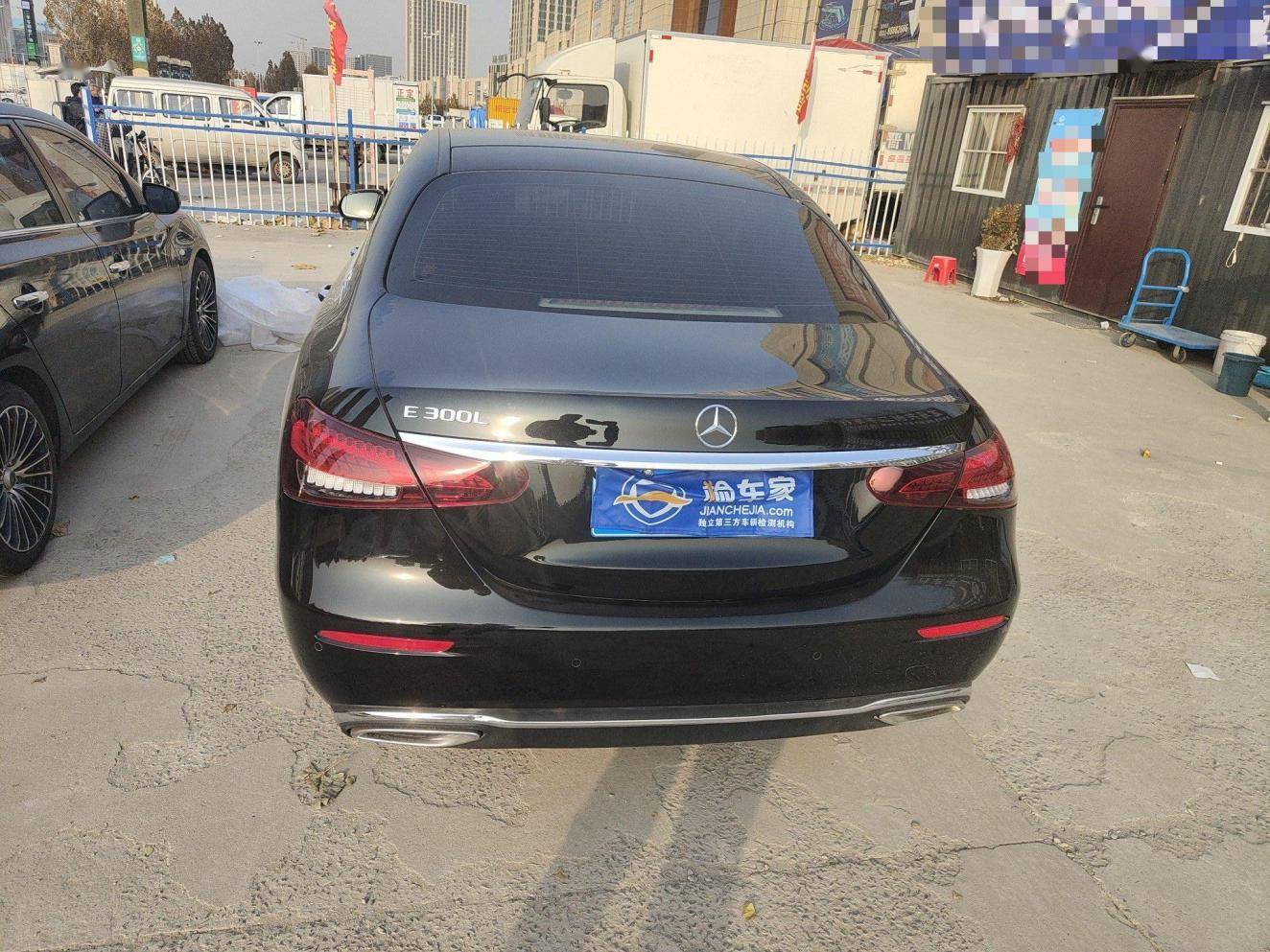 40万收台才开半年的新款奔驰e300,过年放租一天600,有没有坑?