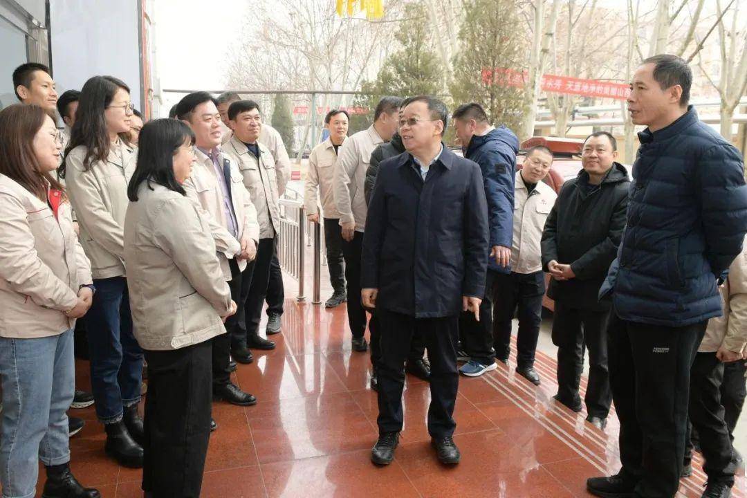 汾酒党委书记,董事长袁清茂,公司领导李振寰,韩向宇,刘卫华,李沛洁,王