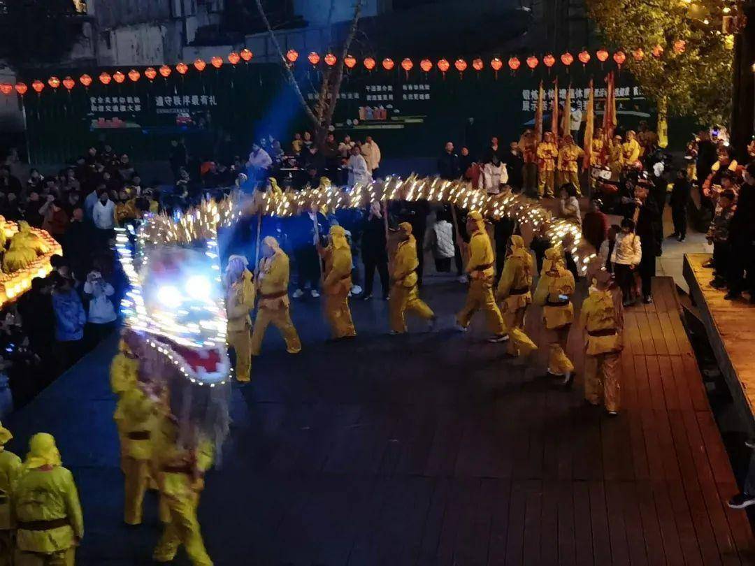 中国年 徽州味 就在徽州过大年 | 百龙起舞迎新年_表演_民俗_庙会
