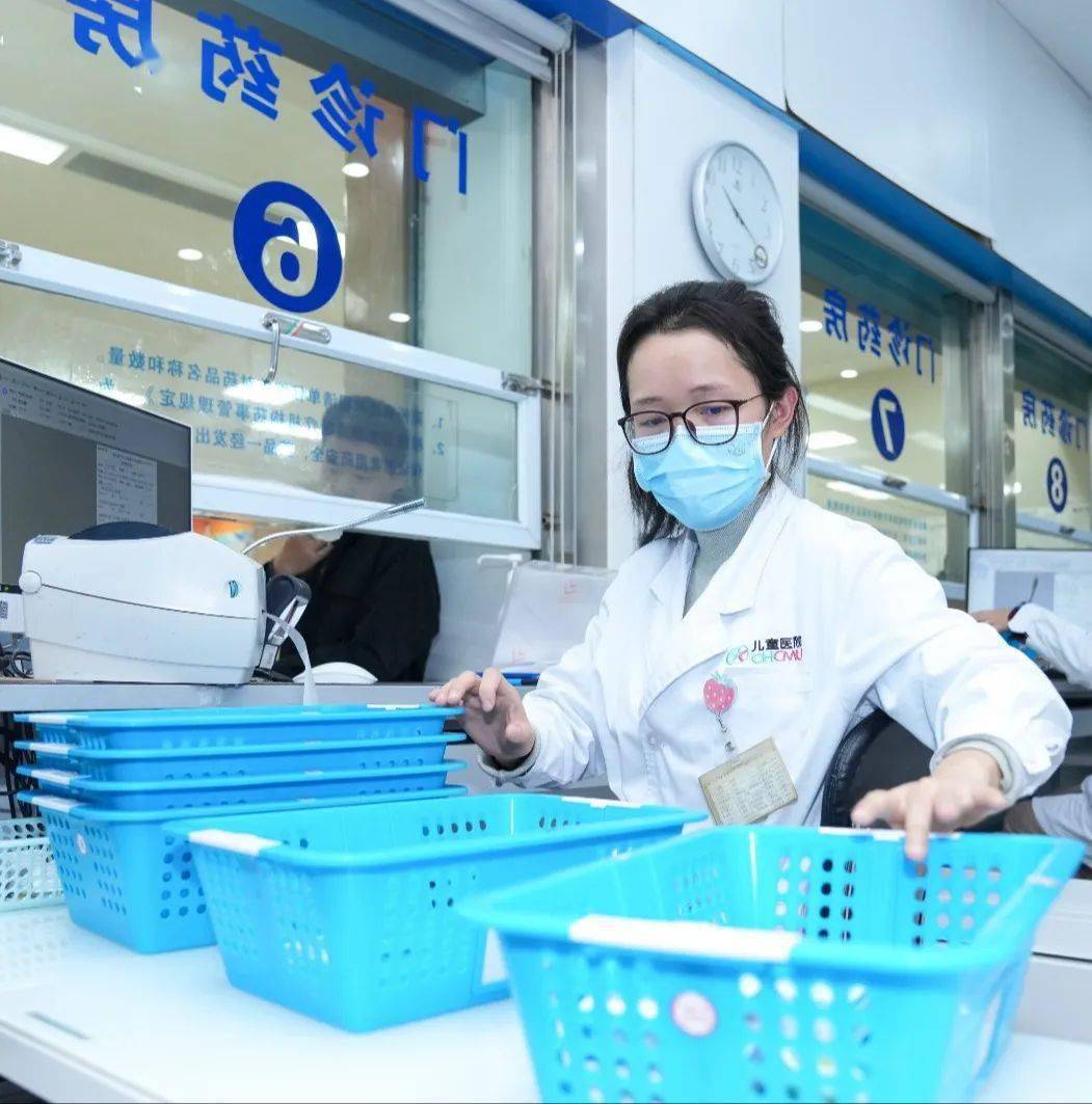 重医附属儿童医院以龙马精神呵护儿童健康_发展_宣传_统战