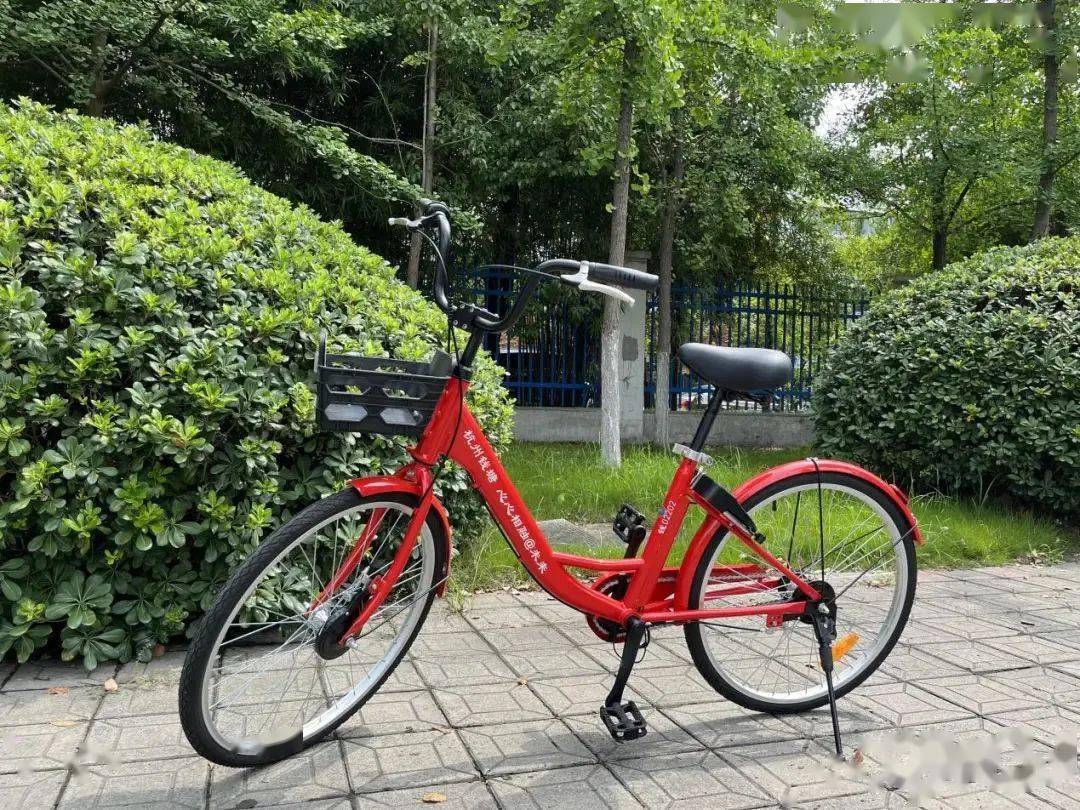 自行车已完成调试并投放472辆预计新增1000辆钱塘公共自行车已开始
