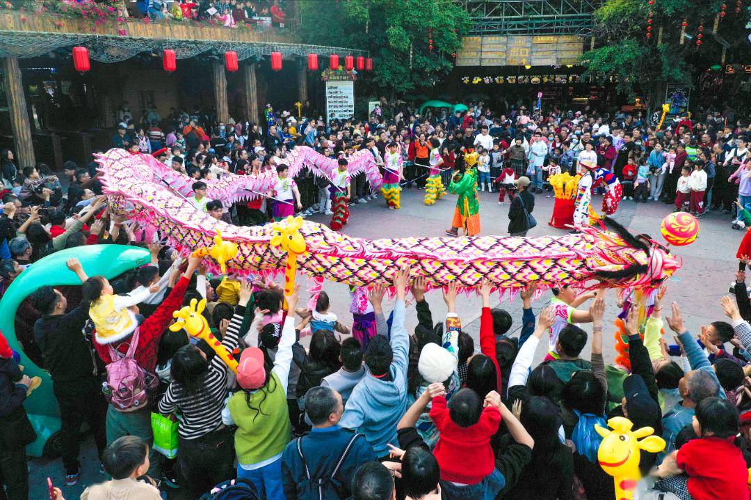长鹿旅游休博园 图源顺德文广旅体清晖园春节期间,清晖园多日门 