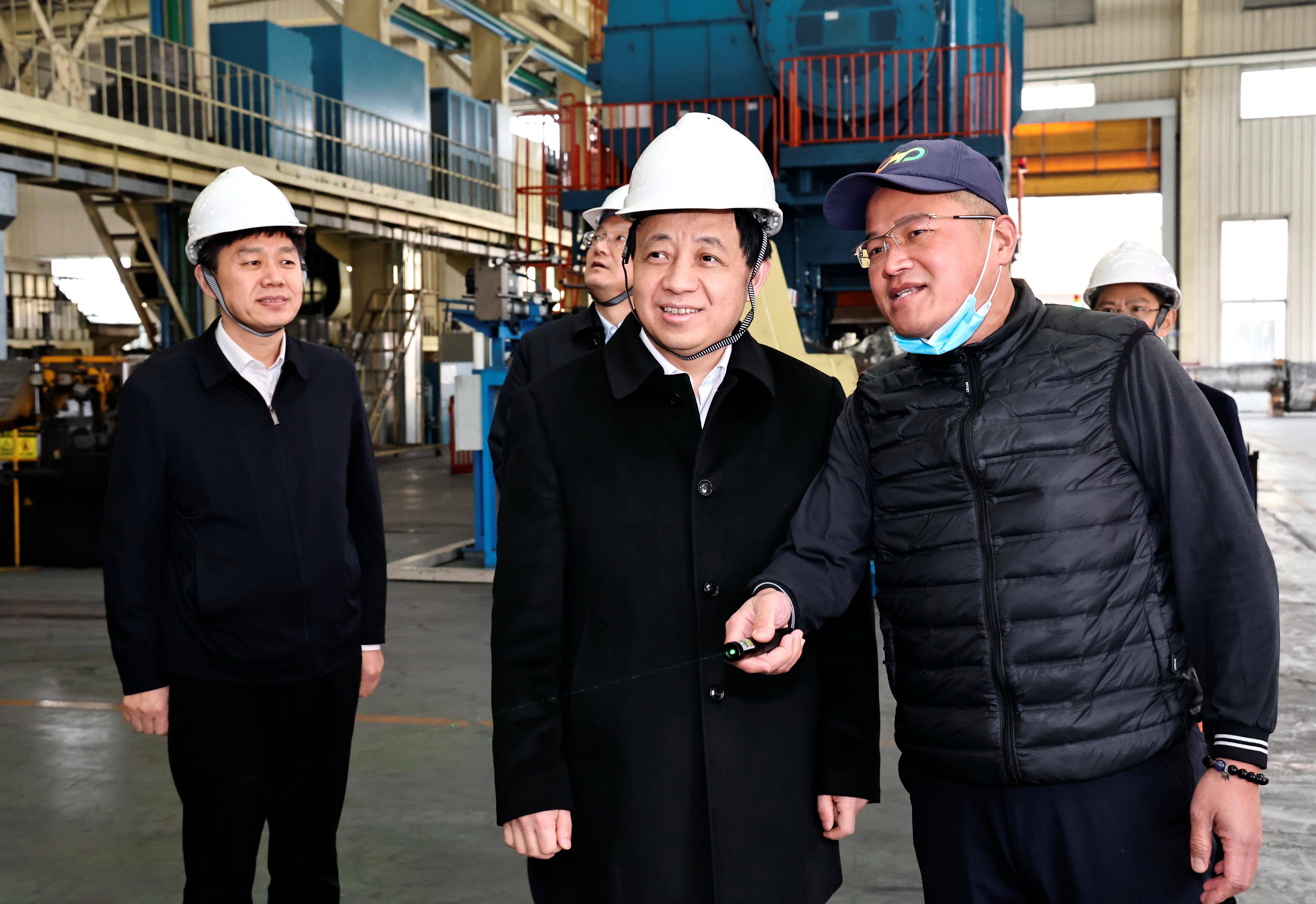 徐子佳调研企业复工复产工作_用工_发展_生产