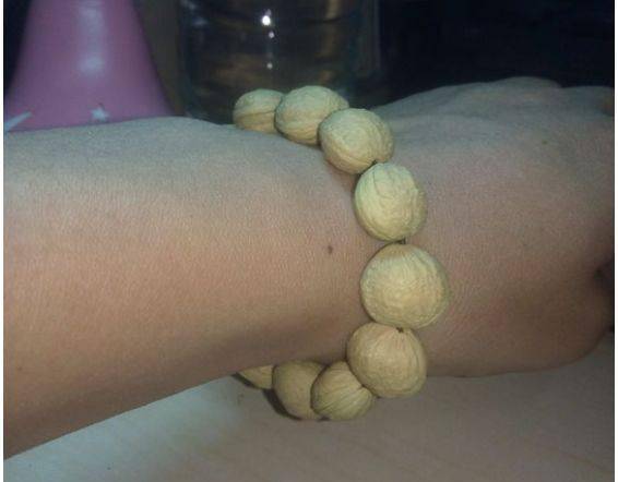 路边就能摘,包浆后馋哭所有人!_榆叶梅_盘玩_文玩