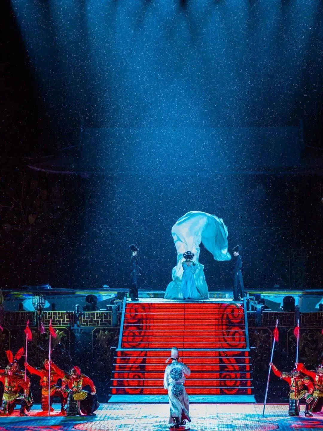 雪满华清时,赏顶级"be"美学—冰火《长恨歌》_千年_景区_天地