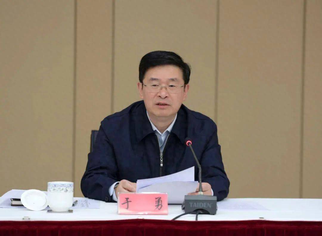 静安区城市更新推进大会举行