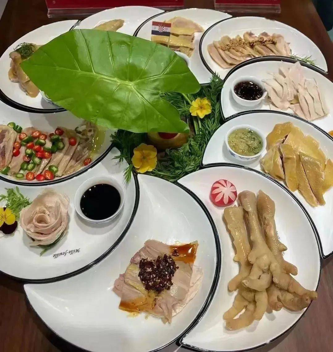 店铺:东东杨记白砍鸡地址:渝中区凯旋路16号附39号13山城羊肉馆羊肉汤