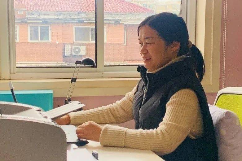 资产与实验室管理处采招办的老师们在假期里主动落实,提前准备,认真