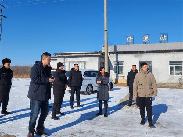 黑河市爱辉区,孙吴县开展"迎春节,庆两会"铁路护路联防交叉互检工作