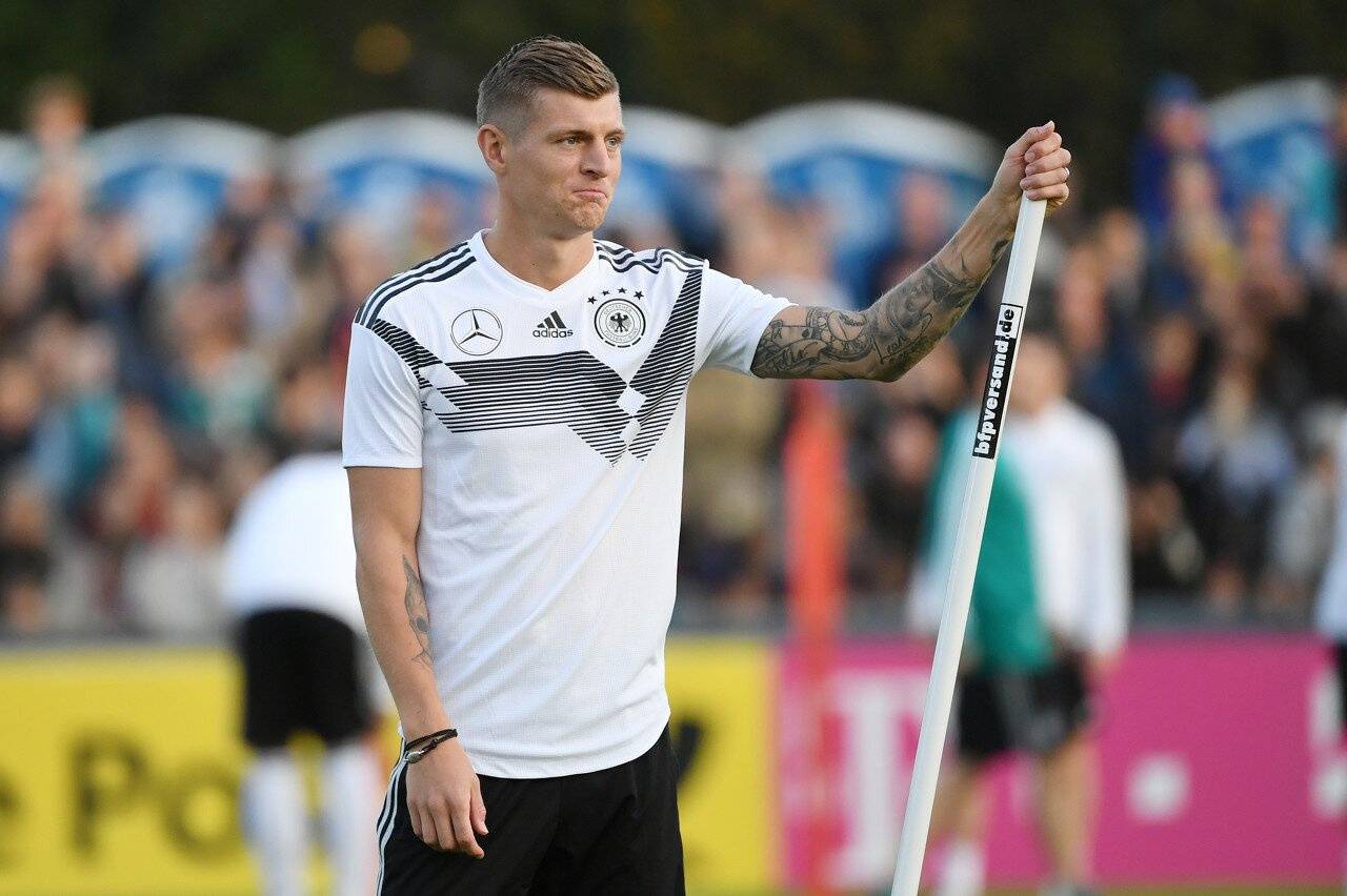 34岁"中场大师"克罗斯将重返德国国家队_比赛_欧洲_对阵