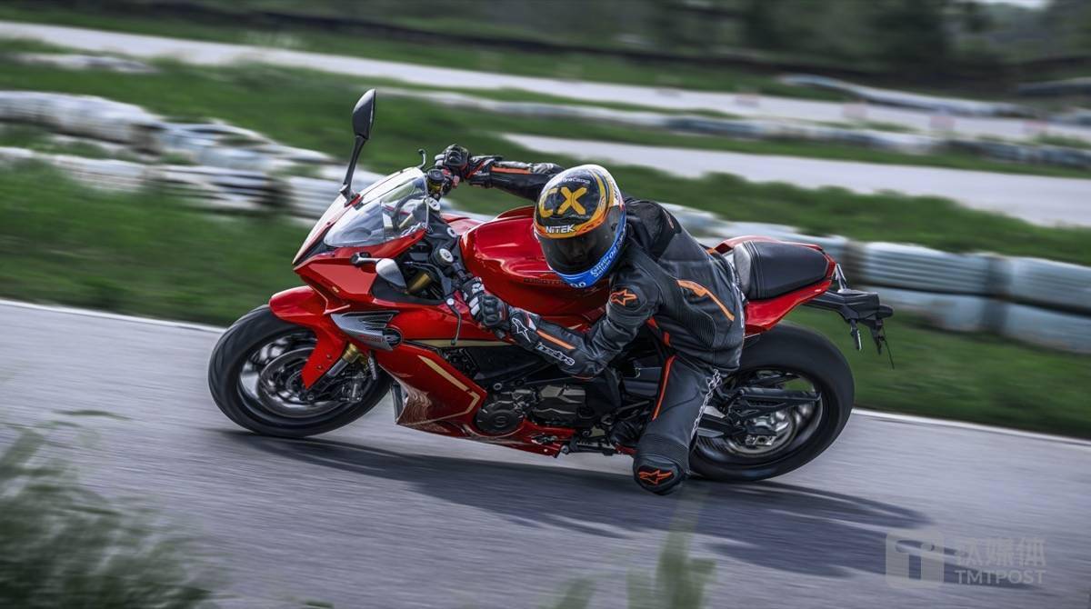 钱江摩托:全球机车行业的"中国名片"_摩托车_车型_产品