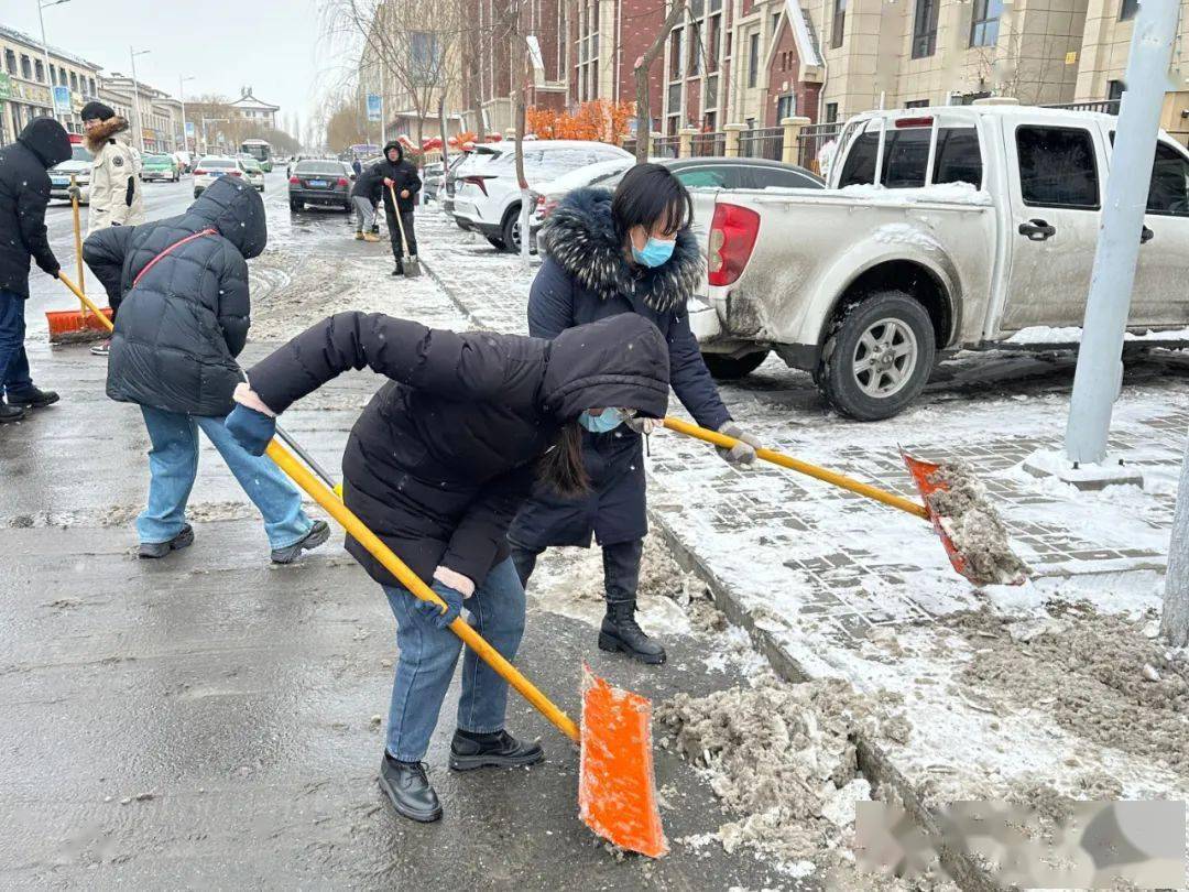 带来的安全隐患,充分体现工会干部职工敢于担当,勇于奉献的精神婷