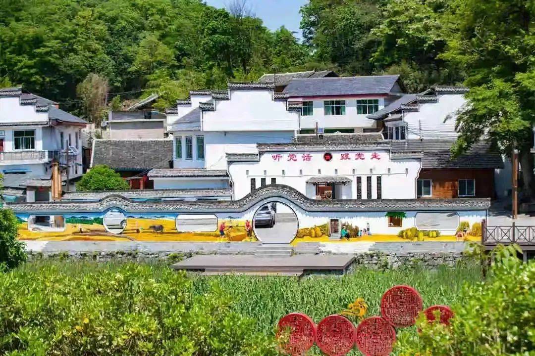 铜仁市全面推动巩固拓展脱贫攻坚成果样板区建设_工作_发展_乡村