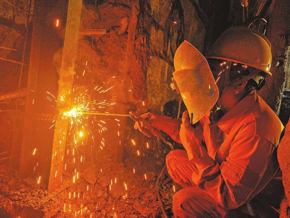 全力冲刺开门红_引水_工程_施工