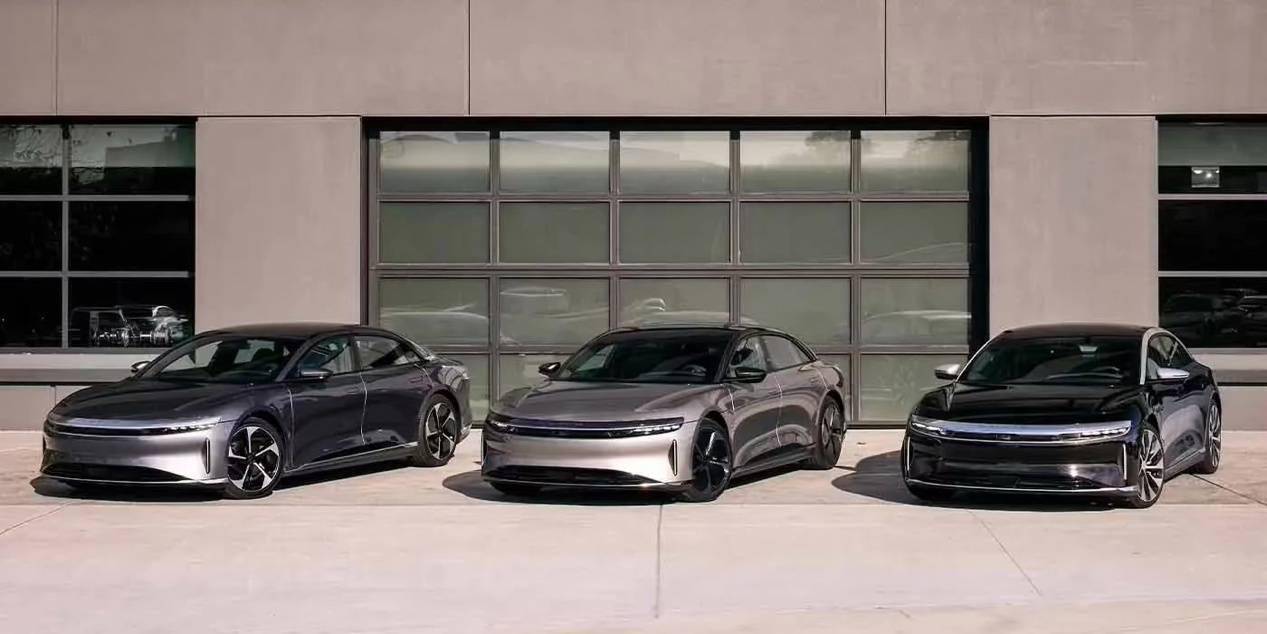 美国"造车新势力"lucid 汽车 2023 年净亏损 28.