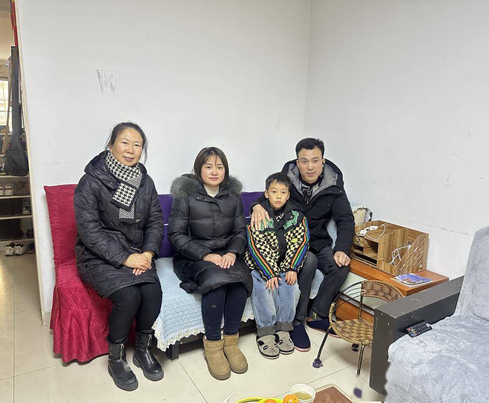 【校园看点】寒冬润心行 家访暖人心